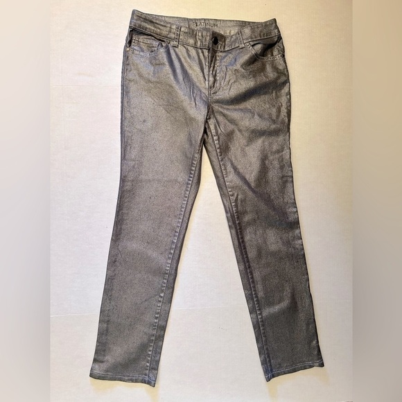 Chico’s Platinum Silver grey metallic coated straight leg jeans Sz-0 (4)  R19 - Picture 3 of 13